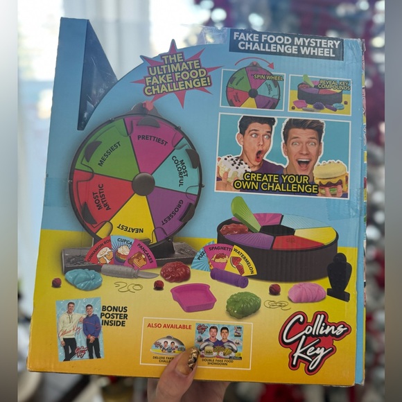 NIB Collins Key Fake Food Mystery Challenge Wheel - Picture 4 of 5
